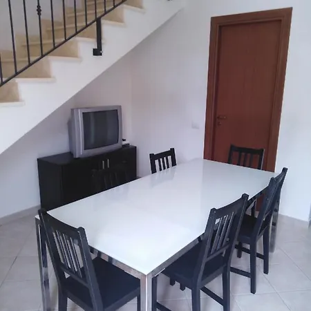 Casa Vacanze Tra Terra E Mare